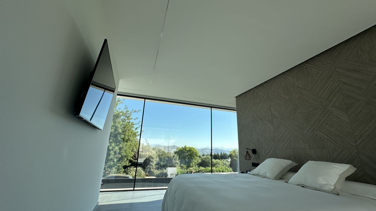 Villa de obra nueva con la pintura terminada
